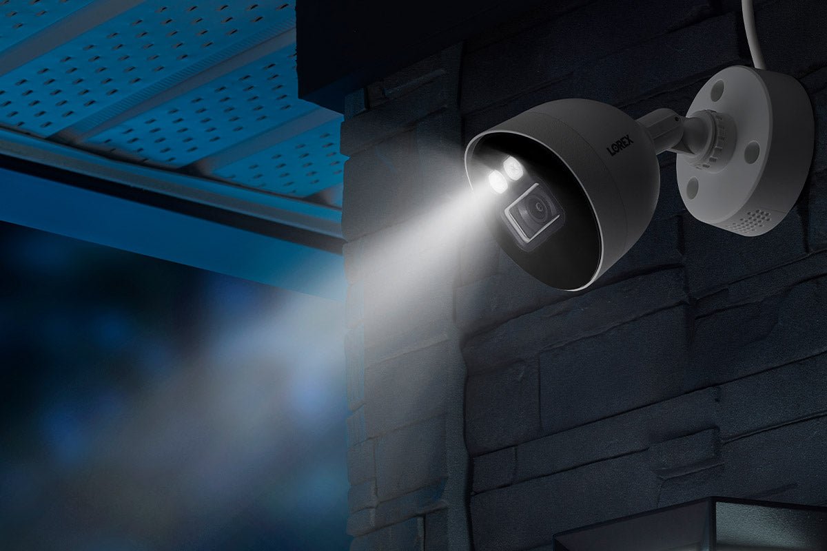 Lorex 4K 20-Ch DVR System, Active Deterrence cameras – view 2